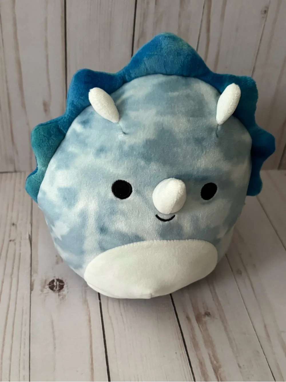 Squishmallow Jerome the Triceratops
